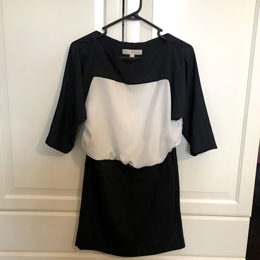 Ann Taylor Loft Mini navy and white dress